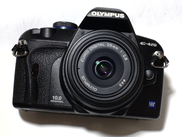 OLYMPUS E-420 + ZUIKO DIGITAL 25mm F2.8